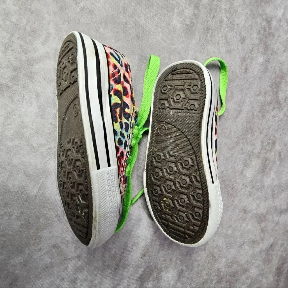 Kid's KIDGETS Animal Print Canvas Shoes Size 5‎